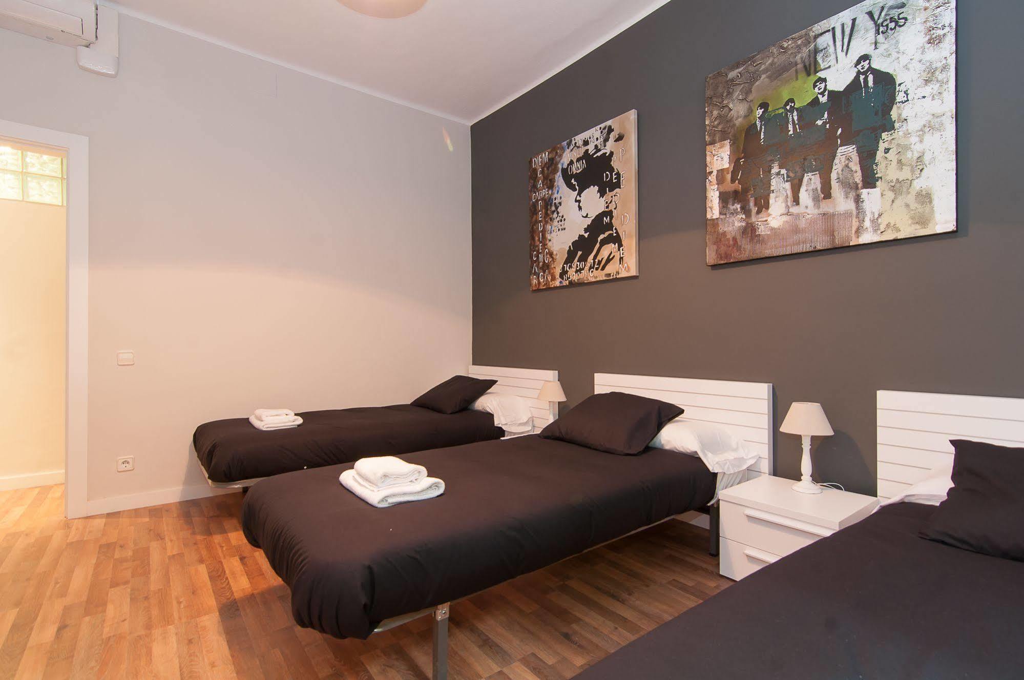 Bbarcelona Apartments Gaudi Avenue Flats Esterno foto